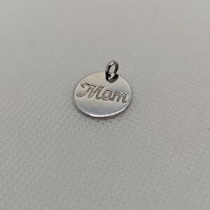 Silver 'Mom' Pendant Charm